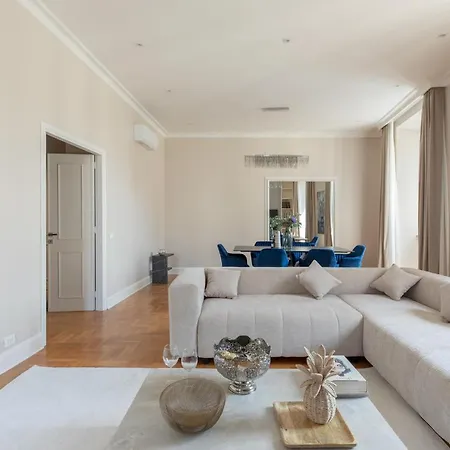 Spanish Steps Caesar * Rome