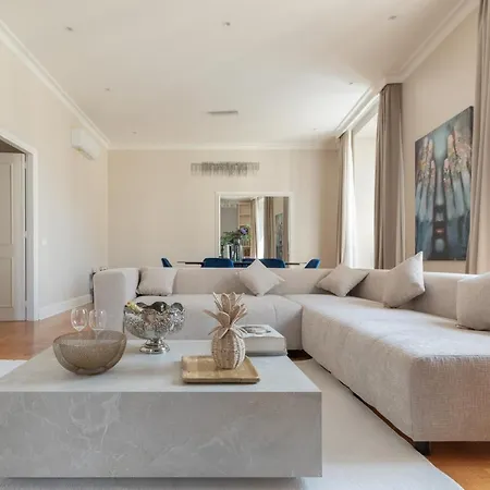 Spanish Steps Caesar