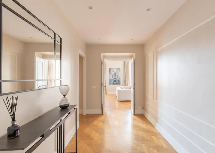 Spanish Steps Caesar Lägenhet