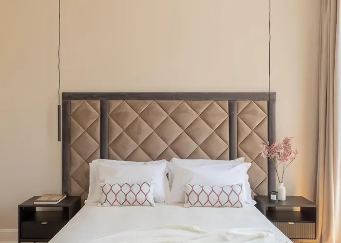 Spanish Steps Caesar Lägenhet